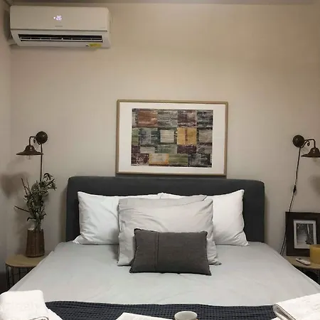 Amelia's House 纳夫普利翁